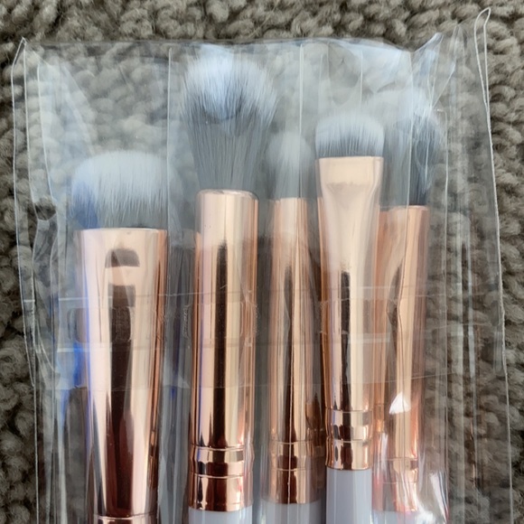 Crown - All Eyes On You brush set - Picture 3 of 4